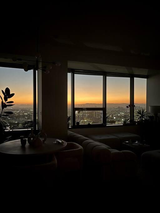 Luxury Highrise Condo Downtown La Лос-Анджелес Екстер'єр фото