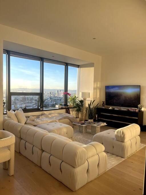 Luxury Highrise Condo Downtown La Лос-Анджелес Екстер'єр фото
